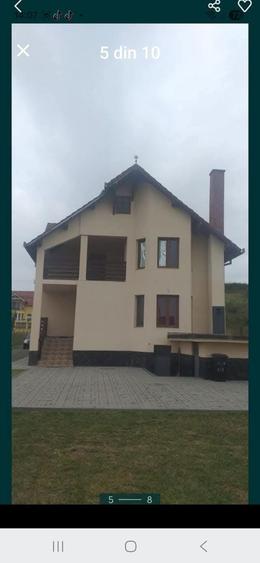 Casă cu 4 camere în Central