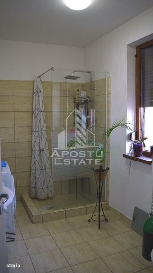 Casă cu 4 camere în Blăgești