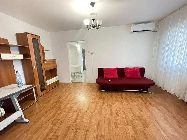 Apartament cu 2 camere, mobilat în Podu Roș
