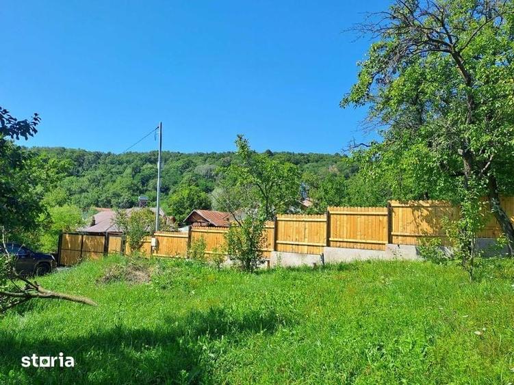 Teren de 562 mp, în Teișani