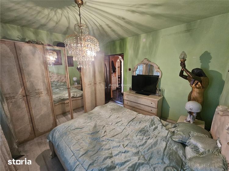 Apartament cu 3 camere, mobilat în Central