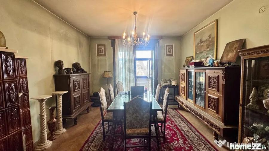 Apartament cu 3 camere decomandat în Dorobanți
