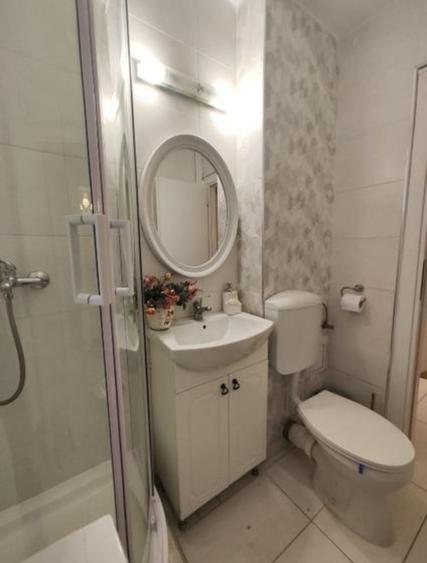 Apartament cu 2 camere decomandat, mobilat în Drumul Taberei