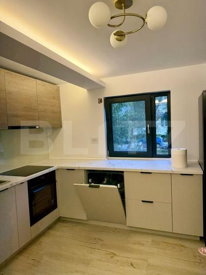 Apartament cu 2 camere decomandat, mobilat în Bucovina