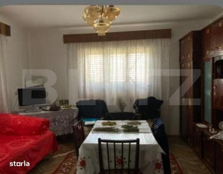 Casă cu 4 camere în Central