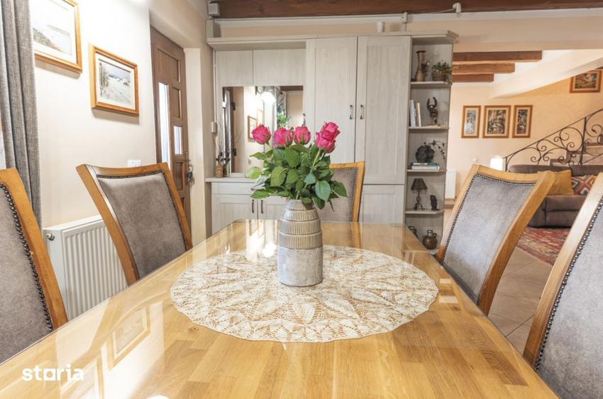 Apartament cu 5 camere în Sângeorgiu de Mureș