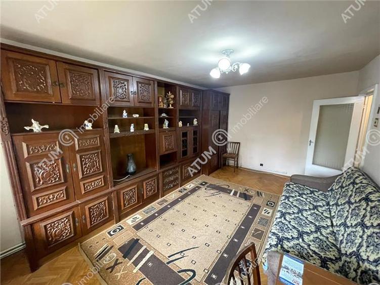 Apartament 3 camere decomandate 2 balcoane zona Turnisor Sibiu - 3