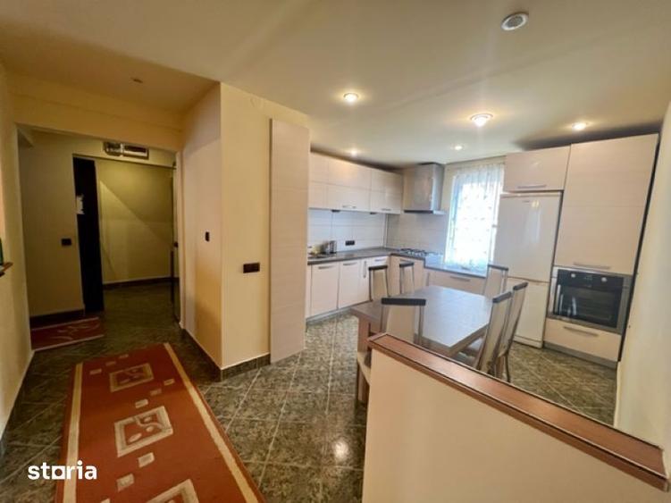 Apartament cu 4 camere în Tudor Vladimirescu