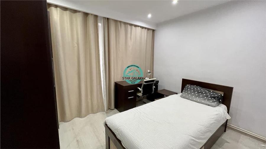 Apartament cu 3 camere decomandat, mobilat în Cornișa