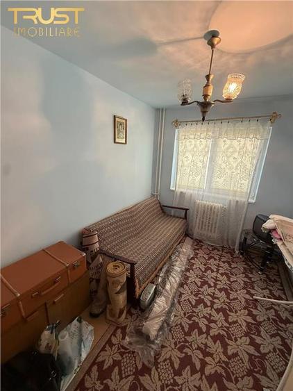 Apartament cu 4 camere decomandat în Mănăștur