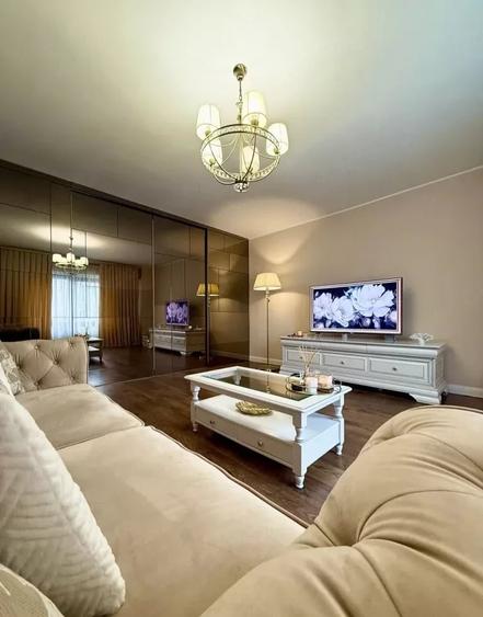 Apartament cu 2 camere decomandat, mobilat în Faleza Nord