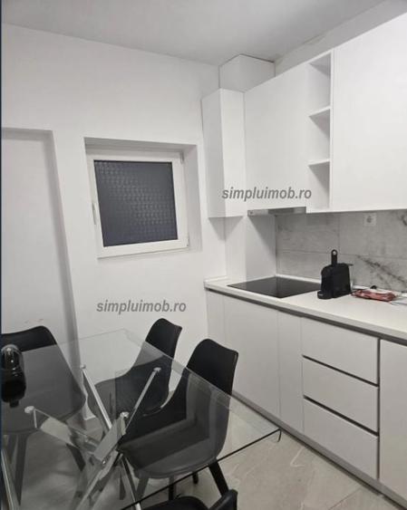 Apartament cu 2 camere decomandat, mobilat în P-ța Romană