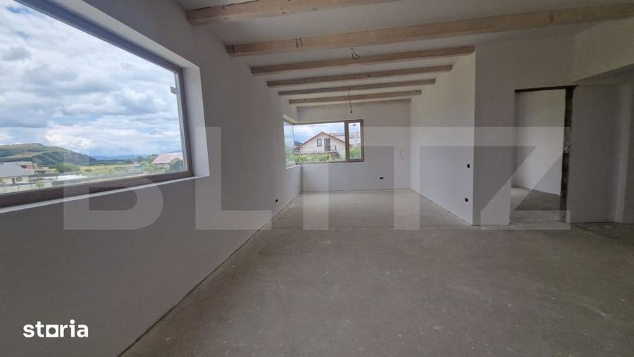 Casă cu 4 camere cu Teren 800 Mp în Bod