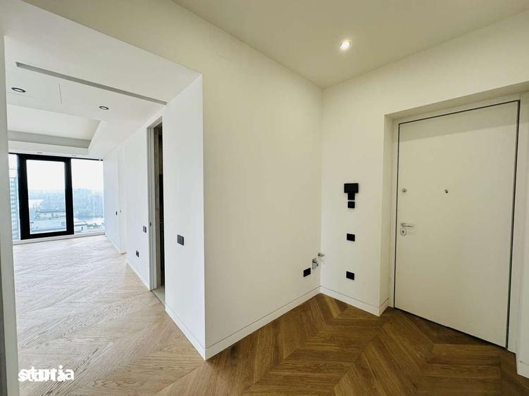 Apartament cu 3 camere în Tei