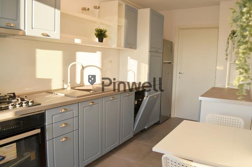 Apartament cu 2 camere decomandat în Băneasa
