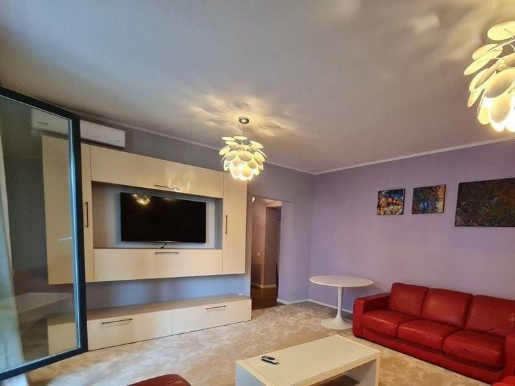 Apartament cu 2 camere decomandat în Barbu Văcărescu