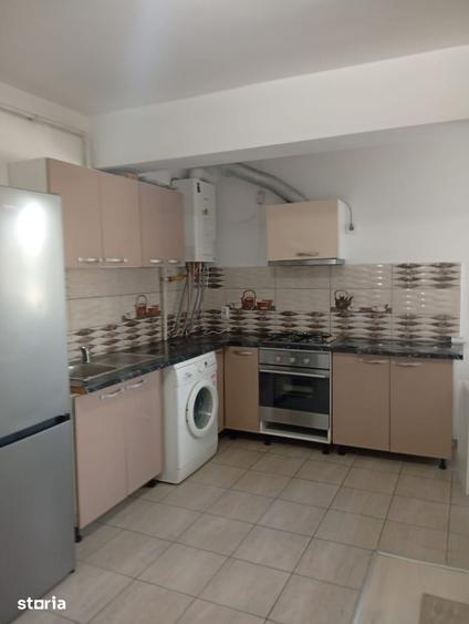 Apartament cu 2 camere în Podu Roș