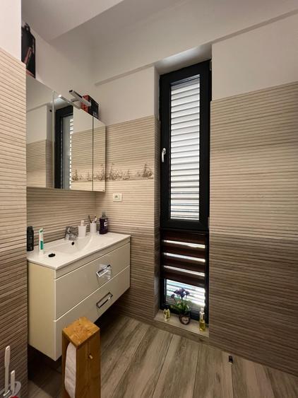 Apartament modern cu 3 camere și terasă, (optional  3 locuri parcare) -190.000 € - 9