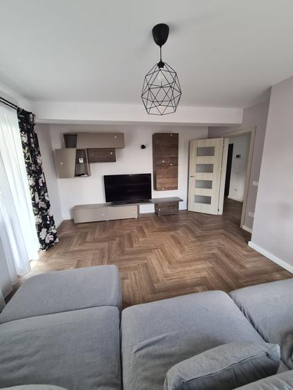 Apartament cu 2 camere decomandat în Doamna Ghica