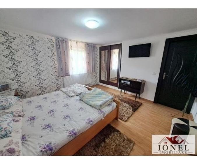 Casă individuală cu 4 camere cu Garaj în Vințu de Jos