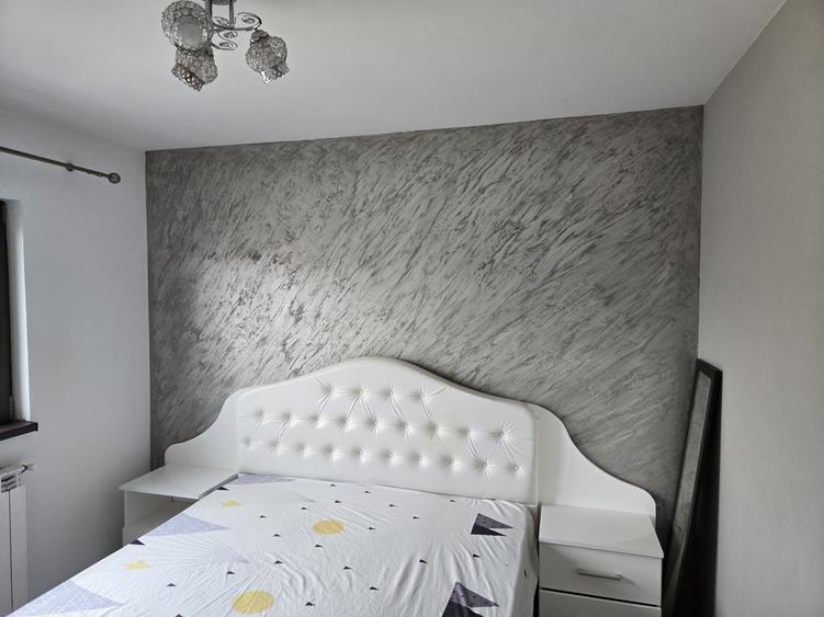Apartament cu 2 camere decomandat în Podul de Fier