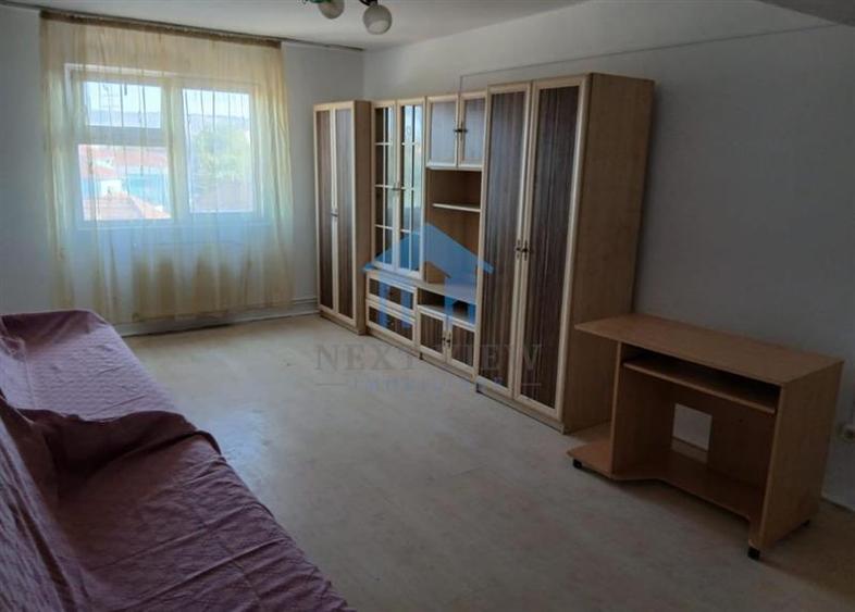 Garsonieră decomandată în Gară