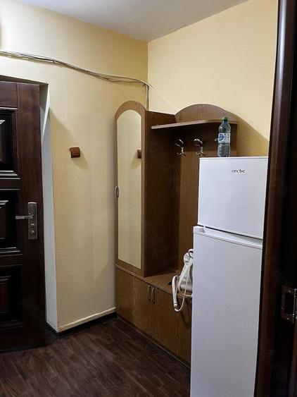 Garsonieră decomandată în Grivița