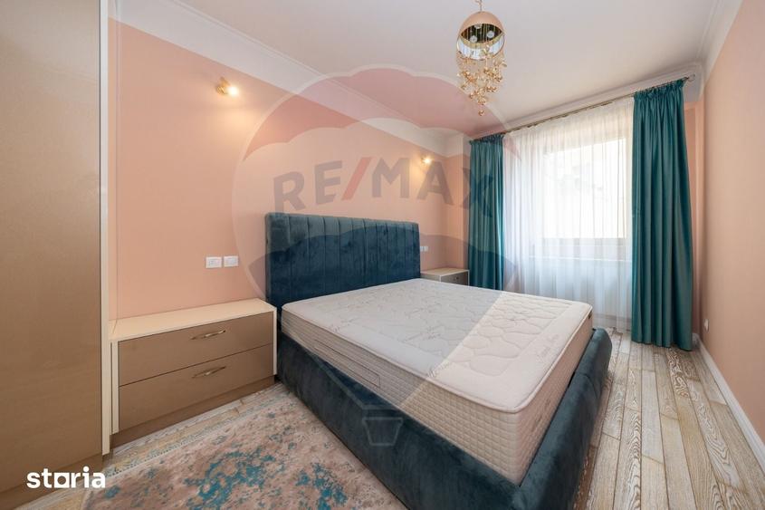 Apartament cu 3 camere în Schei