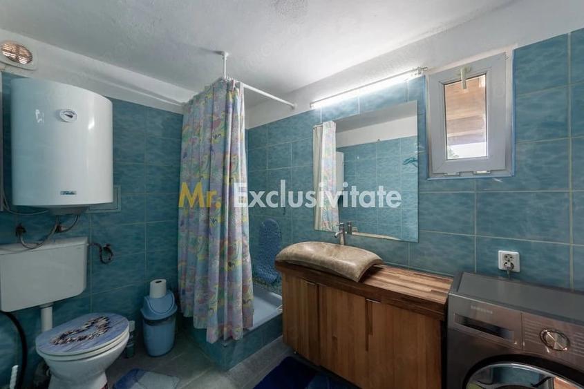 Casă cu Teren 2720 Mp în Uliești