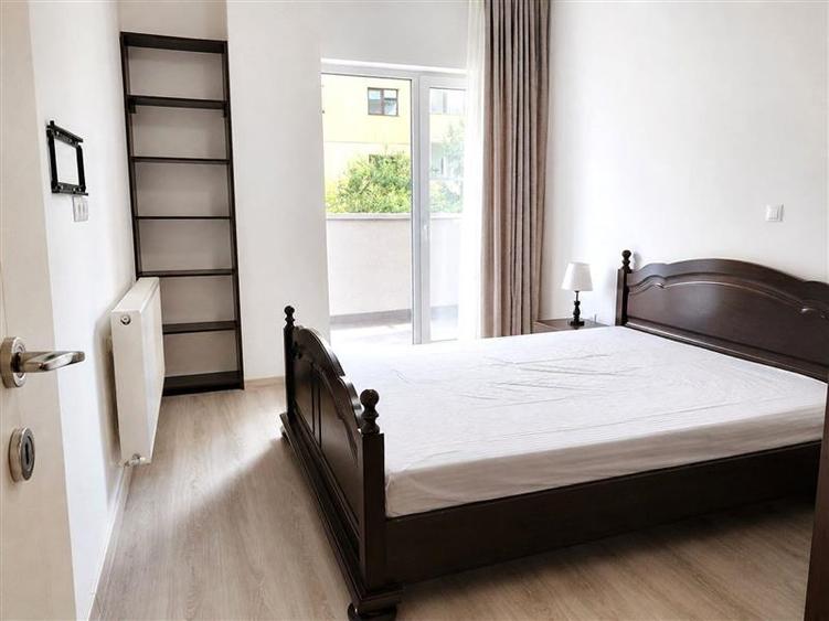 Apartament cu 2 camere decomandat, mobilat în Ultracentral