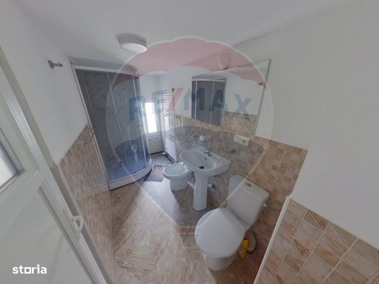Casă cu 4 camere în Bârsana