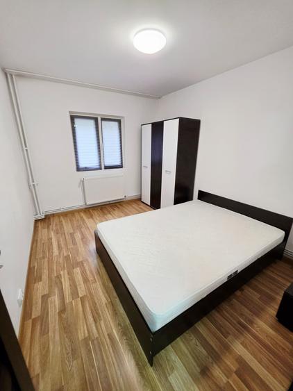 Apartament 3 camere de inchiriat, 9 Mai, 2 bai, beci - 15
