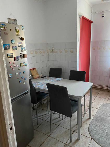 Apartament cu 2 camere semidecomandat în Lidia