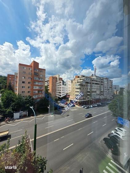Apartament cu 2 camere decomandat în Scriitorilor