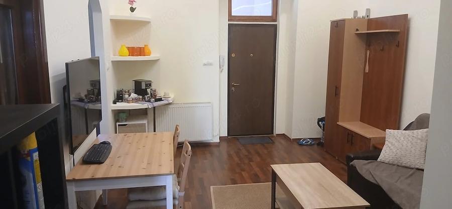 Apartament cu 2 camere decomandat în Ultracentral