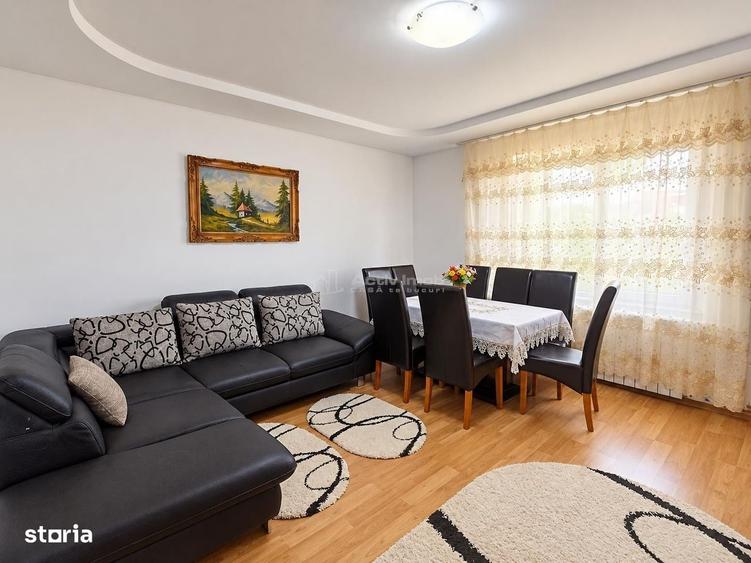 Casă cu 3 camere semidecomandat în Central
