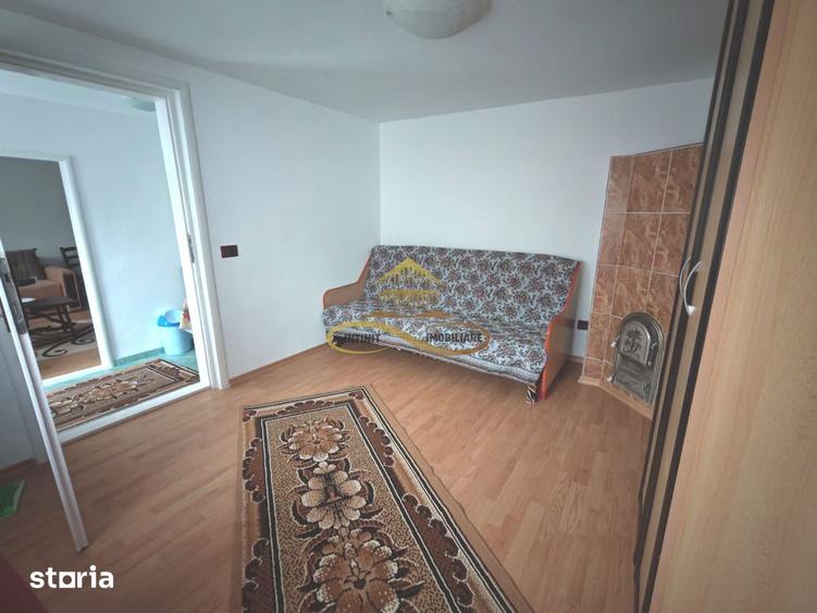 Casă cu 2 camere cu Canalizare în Parincea