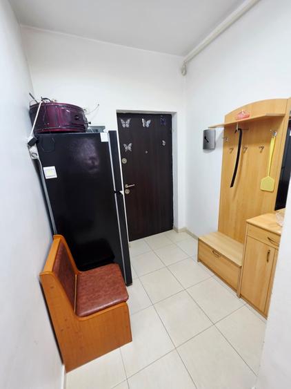 Apartament cu 2 camere semidecomandat în Vest