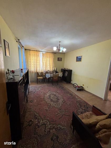 Apartament cu 3 camere în Central