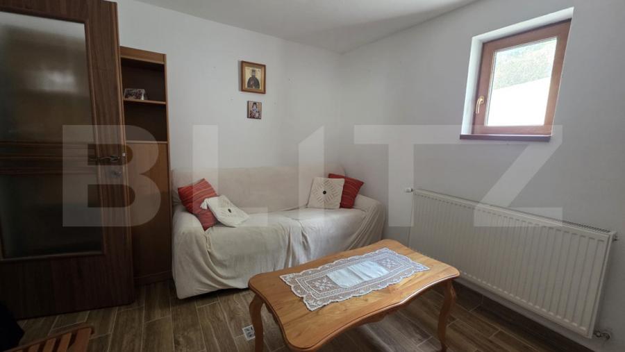 Casa ?i livada de vanzare, 150 mp, zona Grebeni?u de C? - 6