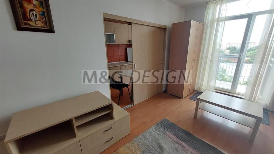 Apartament cu 2 camere decomandat în Aradului