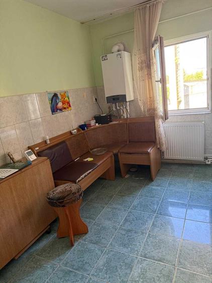 Apartament cu 3 camere decomandat în Traian