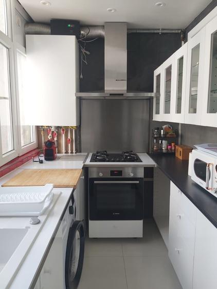 Apartament cu 2 camere decomandat în City Park Mall