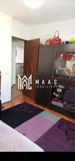 Apartament cu 4 camere decomandat în Ostroveni