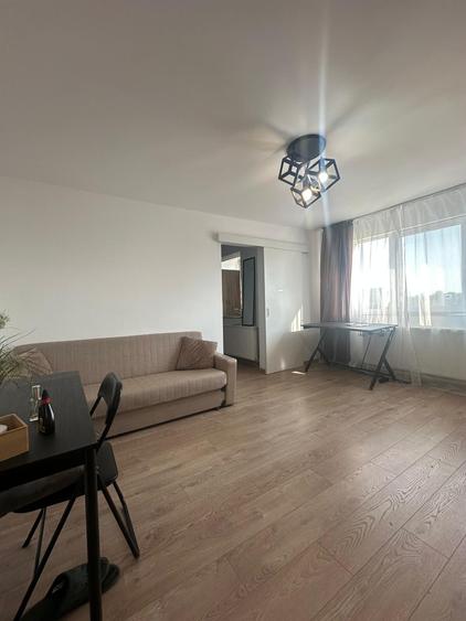 Apartament cu 2 camere semidecomandat în Tipografilor