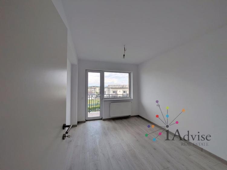 Apartament cu 2 camere semidecomandat în Tractorul