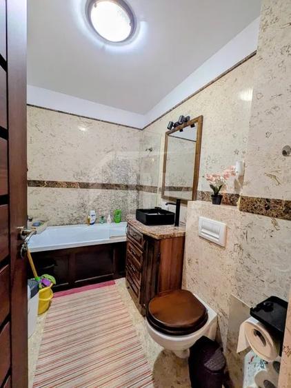 Apartament cu 2 camere semidecomandat, mobilat în Mărăști