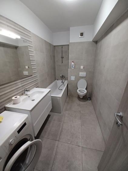 Apartament cu 2 camere decomandat în Dacia