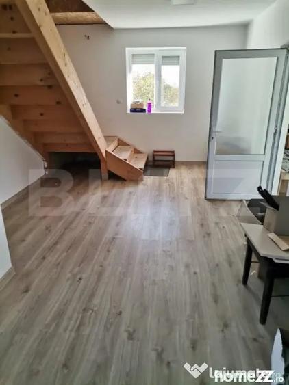 Casă cu 5 camere cu Teren 300 Mp în Viforâta