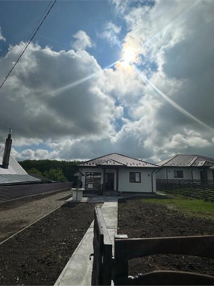 Casă cu Teren 660 Mp în Poiana cu Cetate